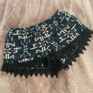 Show Me Your MuMu shorts